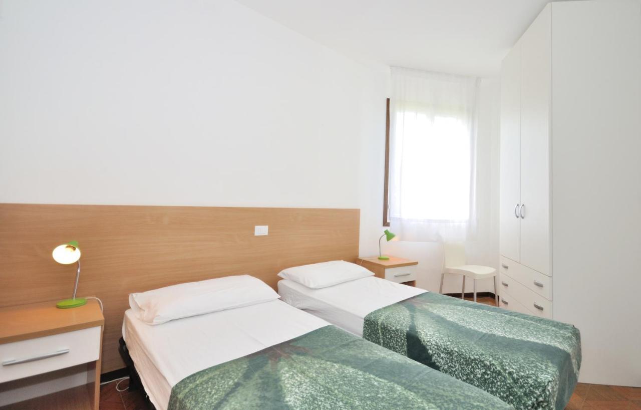 Villaggio Tivoli Бибионе Экстерьер фото