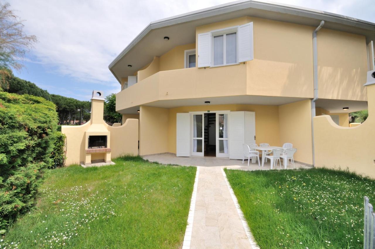 Villaggio Tivoli Бибионе Экстерьер фото